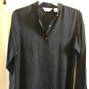 EUC Silk Orvis Button down beautiful lag-gin look.